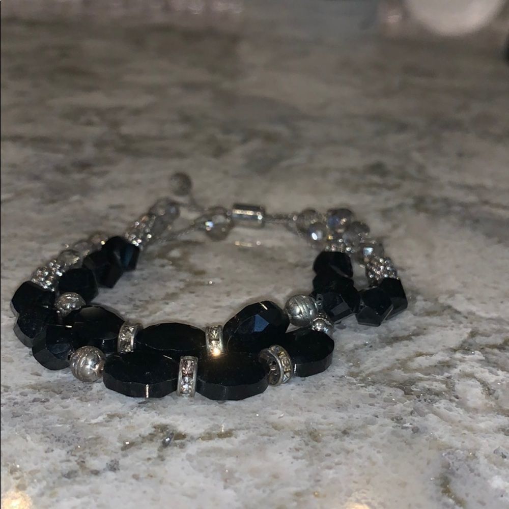 📿 White House Black Market Black and Silver Beaded Double Strand Bracele…